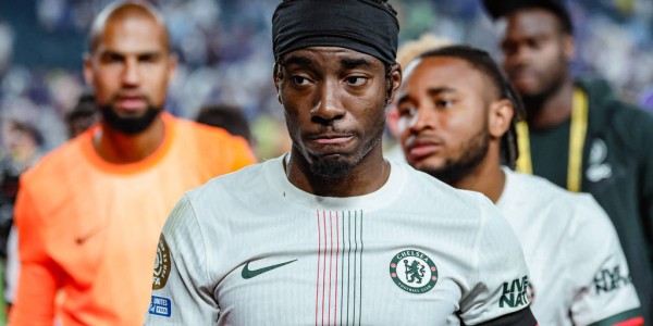 下车进厂！曝阿森纳已与马杜埃凯谈妥 将向切尔西提交报价